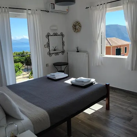 アパート Evreti With Stunning Views, Near Fiscardo フィスカルドン